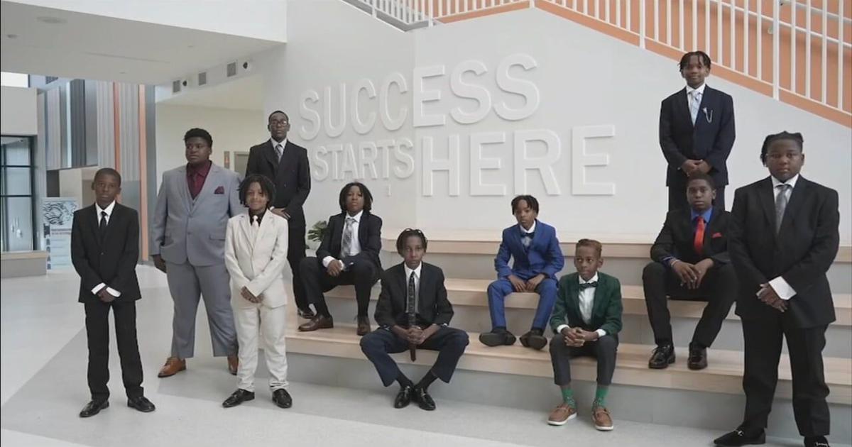 Philadelphia teacher starts Distinguished Young Gentlemen Club to teach kids life skills