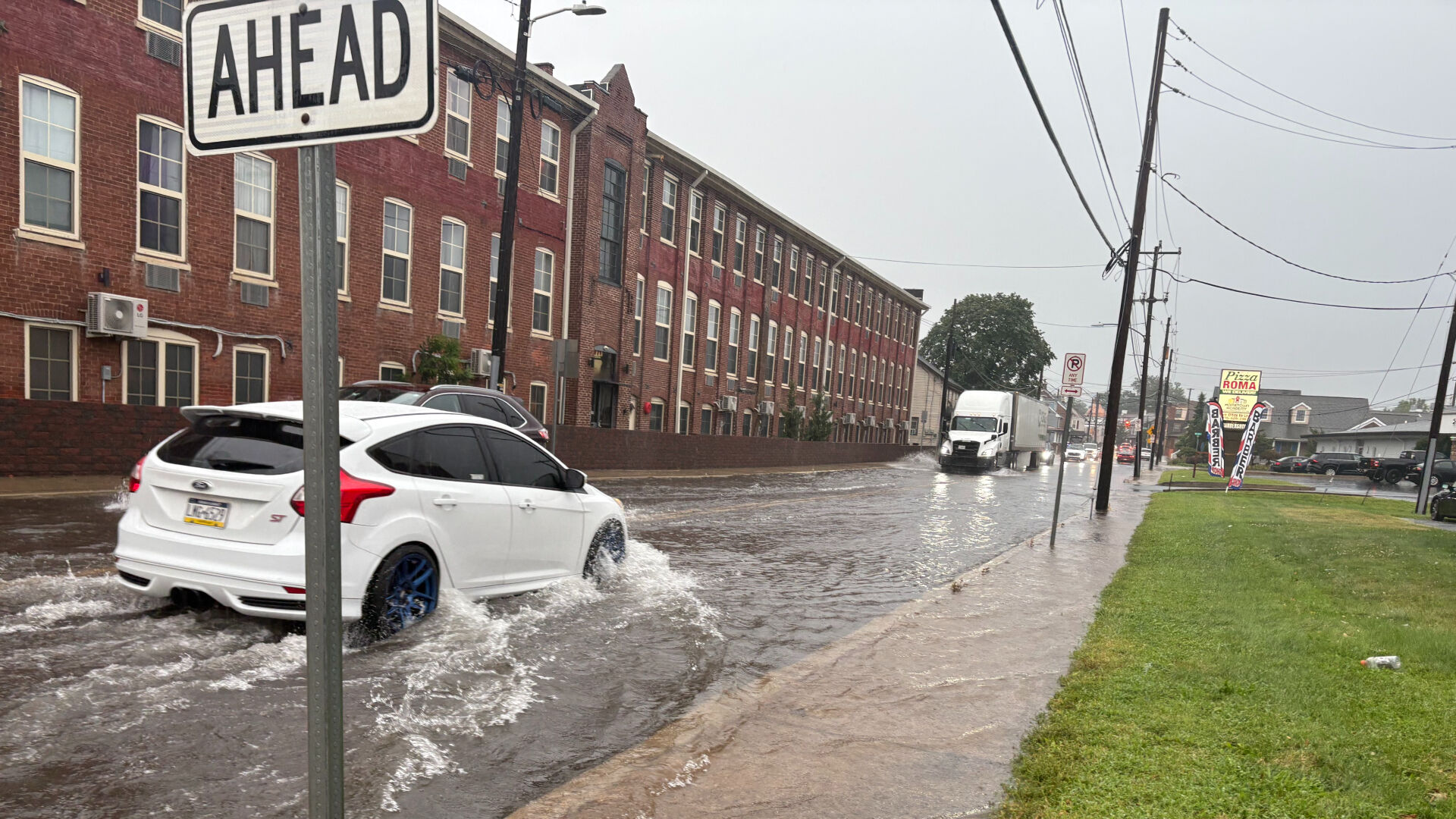PHOTOS: Storms move through Lehigh Valley, topple poles on Route 309 ...