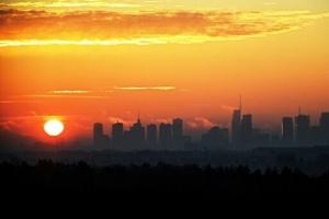 Polish migrants return home to a changed country