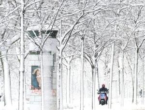 Austria snowstorm leaves five dead, road and power chaos