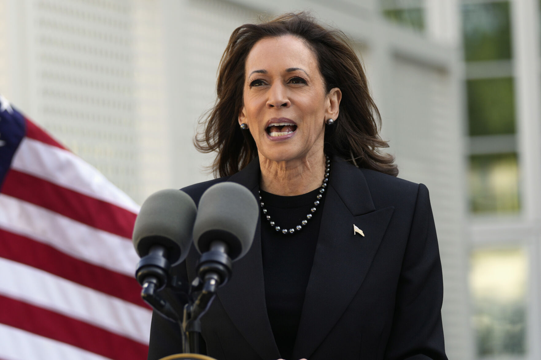 Harris Faces New Urgency To Explain How Her Potential Presidency Would ...