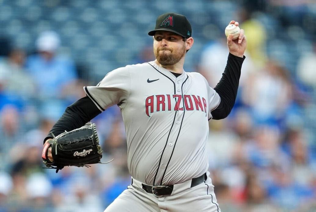 Diamondbacks score early, even series with Royals Field Level Media