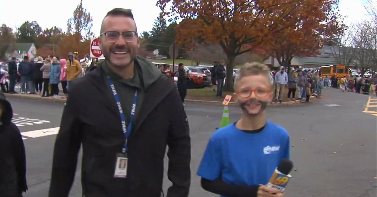 Elementary student dresses as 69 News' Tom Rader for Halloween | Berks ...