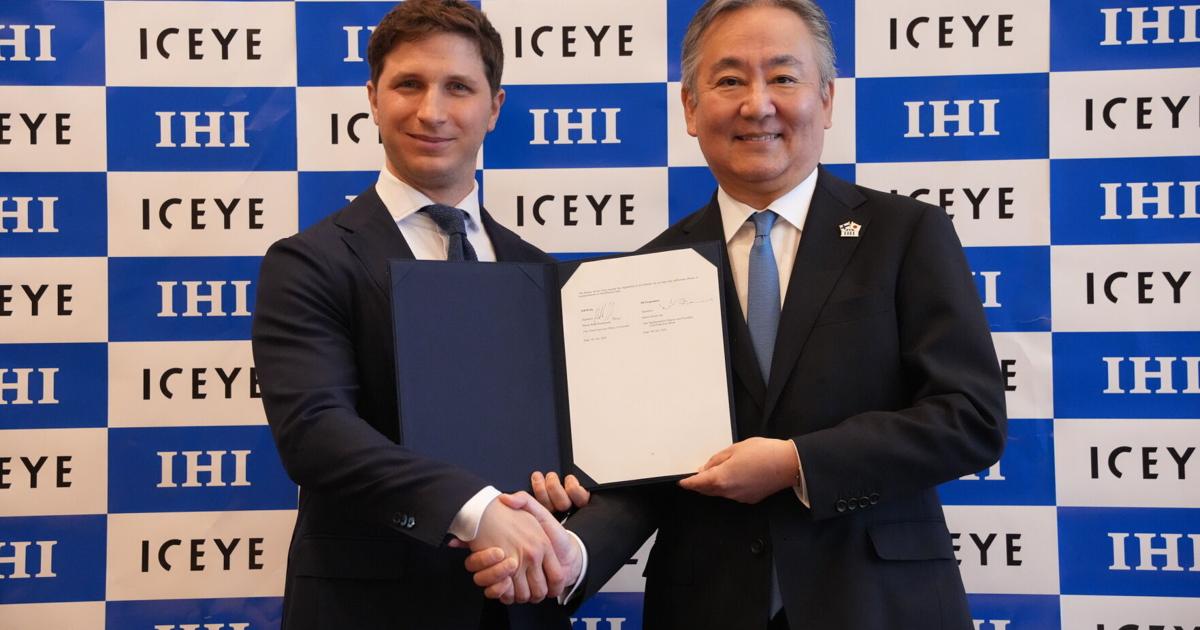 ICEYE and IHI sign agreement to build an Earth observation satellite constellation