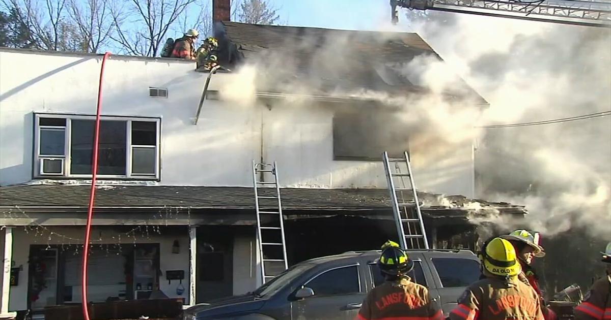 Fire tears through house in Jim Thorpe