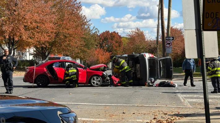 1 person sent to hospital after 2-vehicle crash in Bethlehem ...