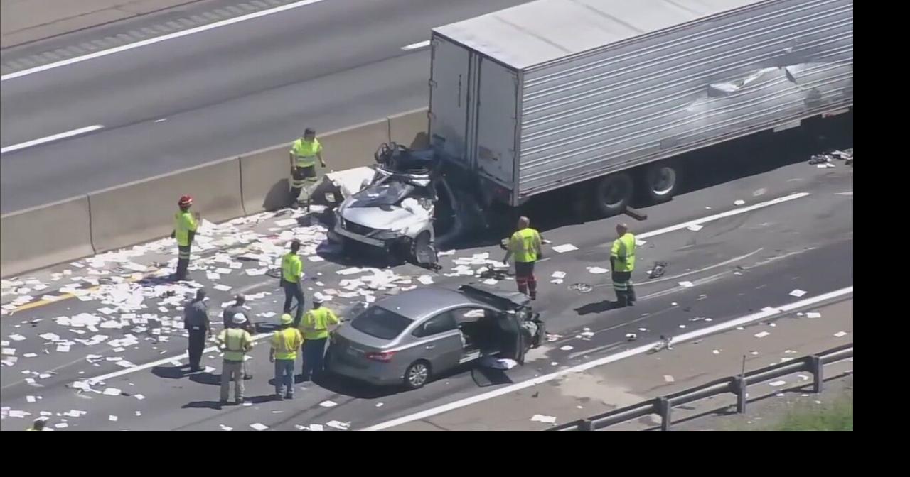 Several people injured in Hollywood after multi-vehicle crash