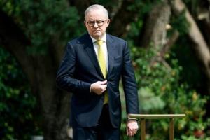 Australian PM sorry after saying sexual assault survivor 'difficult'