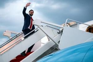 US Vice President Vance departs for Hungary in support of Orban