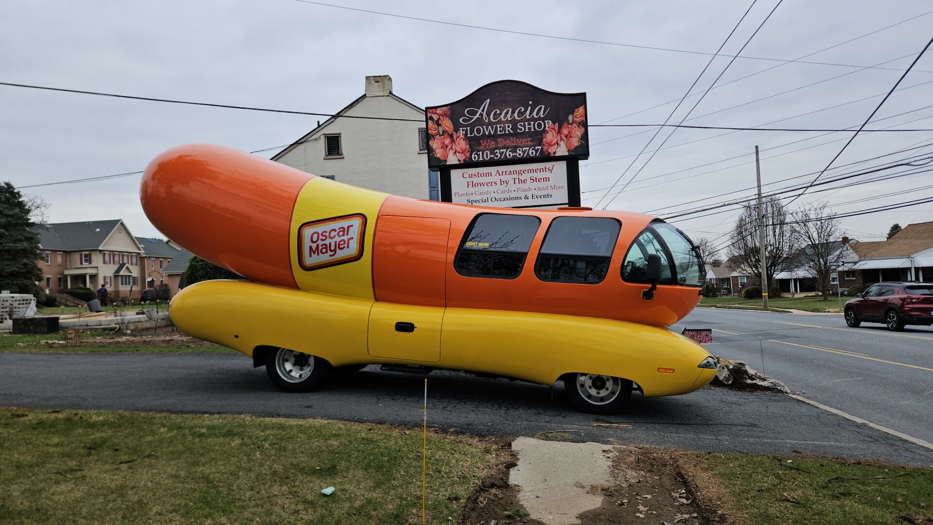 Bouquets and buns: Wienermobile teams up with a Berks Co. flower