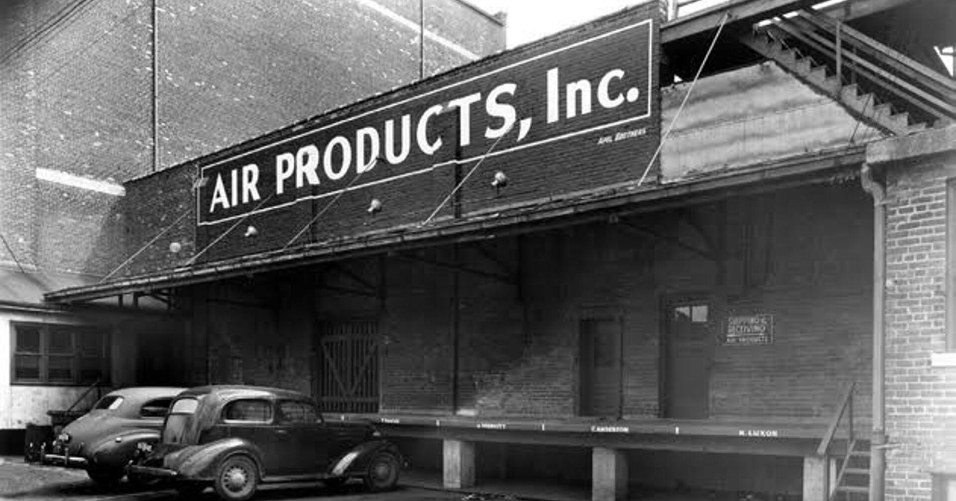History's Headlines: Leonard Parker Pool's empire of gas - Vimarsana News