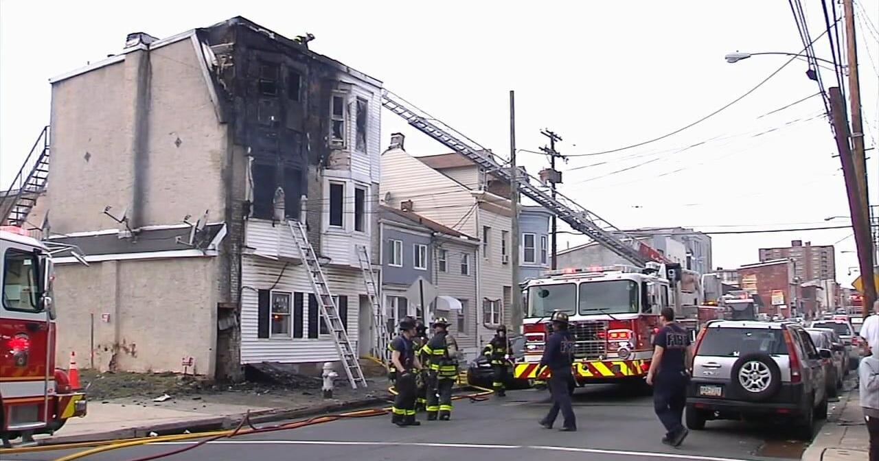 Two-alarm fire on South 9th Street Reading inside apartment building - Vimarsana News