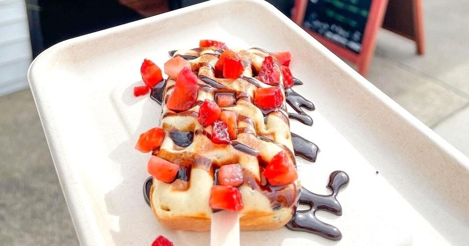 New Lehigh Valley shop serving up custom waffle sticks, fruit bowls, smoothies and more - Vimarsana News
