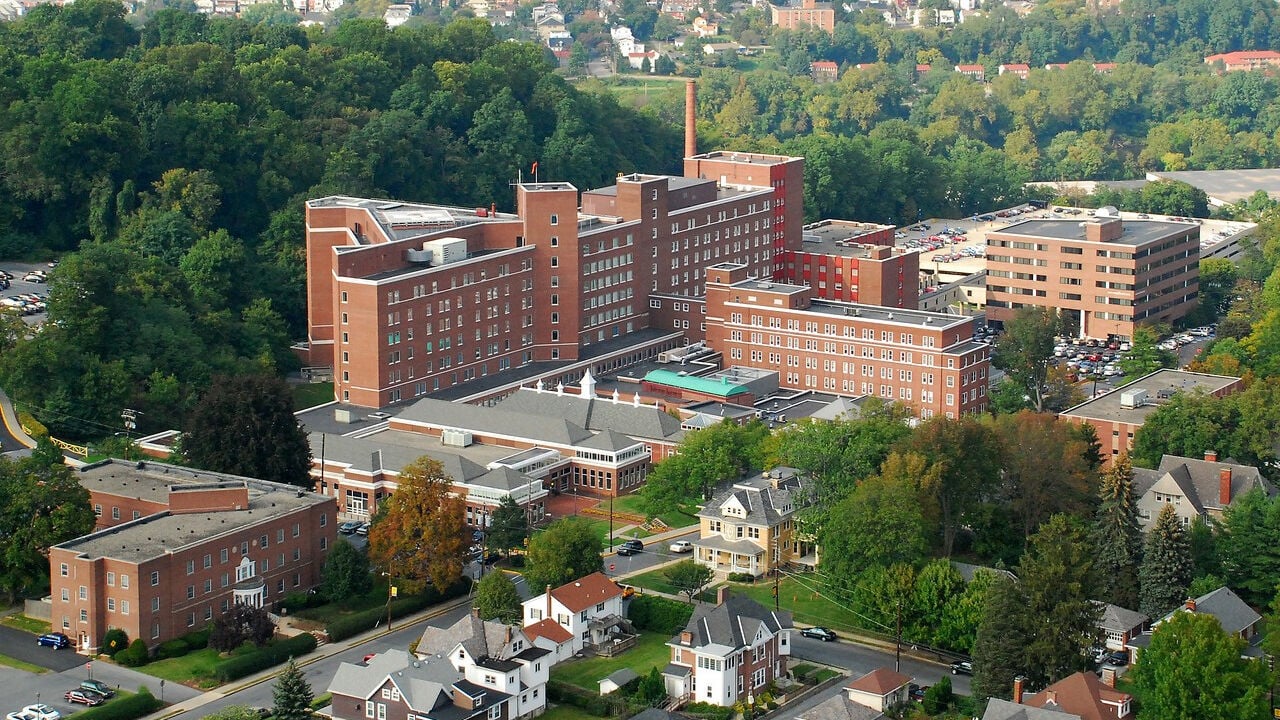 Application period open for inaugural class of St. Luke's College of Health  Sciences | Lehigh Valley Regional News | wfmz.com