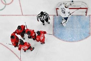 Canada wrap up perfect Olympic ice hockey preliminary campaign