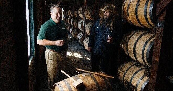 CHRIS STAPLETON AND BUFFALO TRACE MASTER DISTILLER HARLEN WHEATLEY INTRODUCE TRAVELLER WHISKEY FULL PROOF
