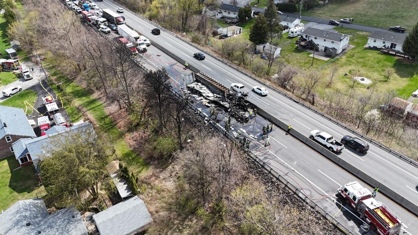 PHOTOS AND VIDEO Fiery crash involving 2 tractor trailers on Northeast