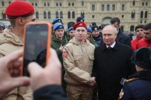 Russia trains teenage influencers to churn out pro-war content