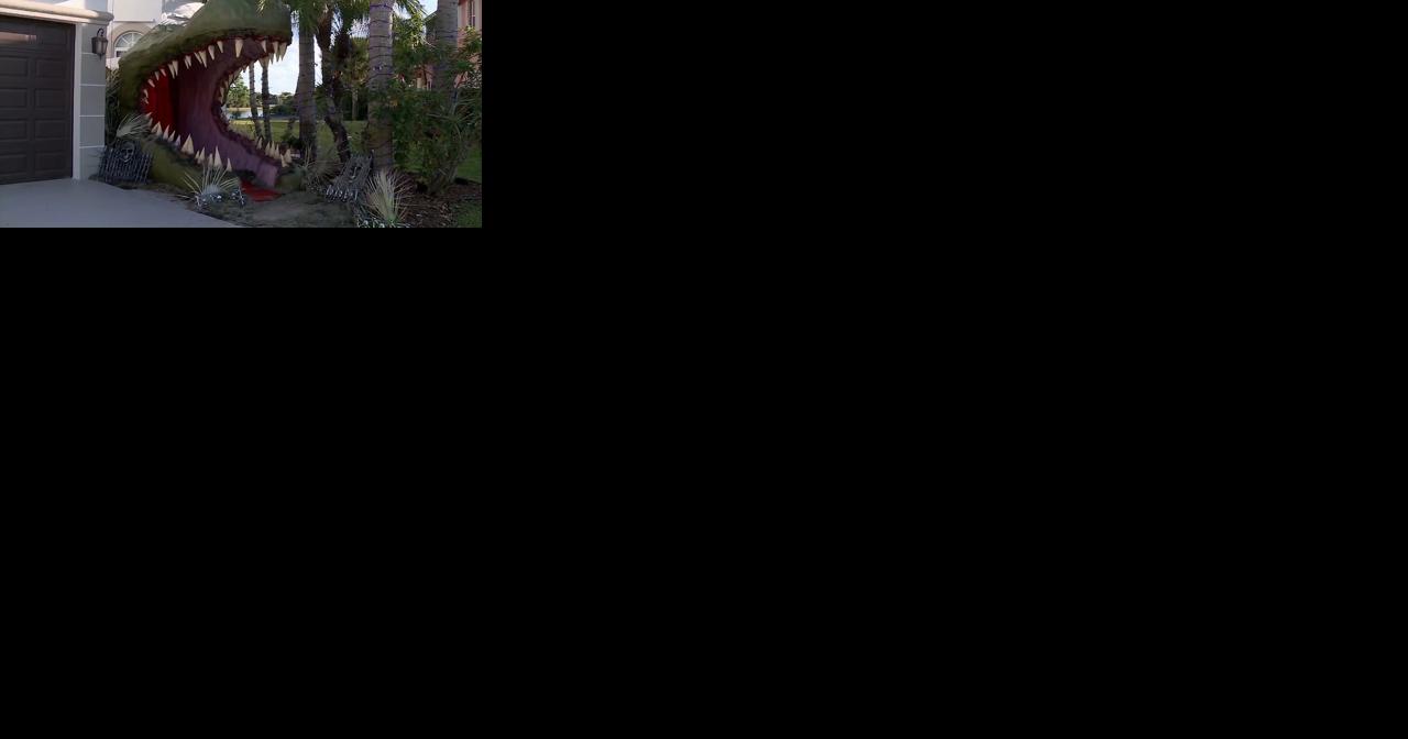 Florida family to give away Halloween decorations from home exhibit - Vimarsana News