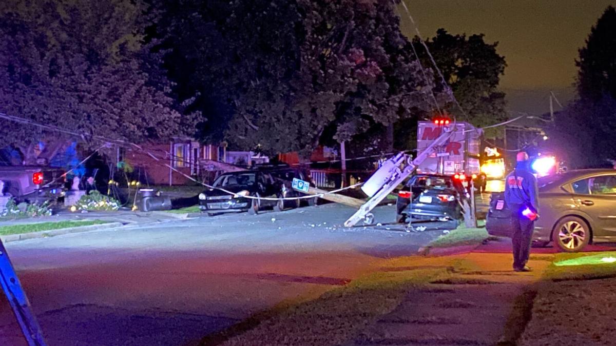 Crash involving 18wheeler in Bethlehem brings down poles, leaves many