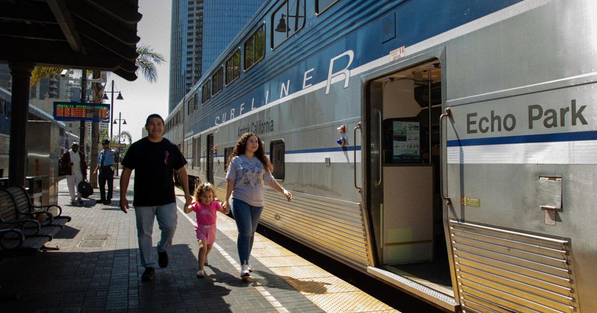 Amtrak Pacific Surfliner and SeaWorld San Diego Launch New Travel and Ticket Discount Partnership