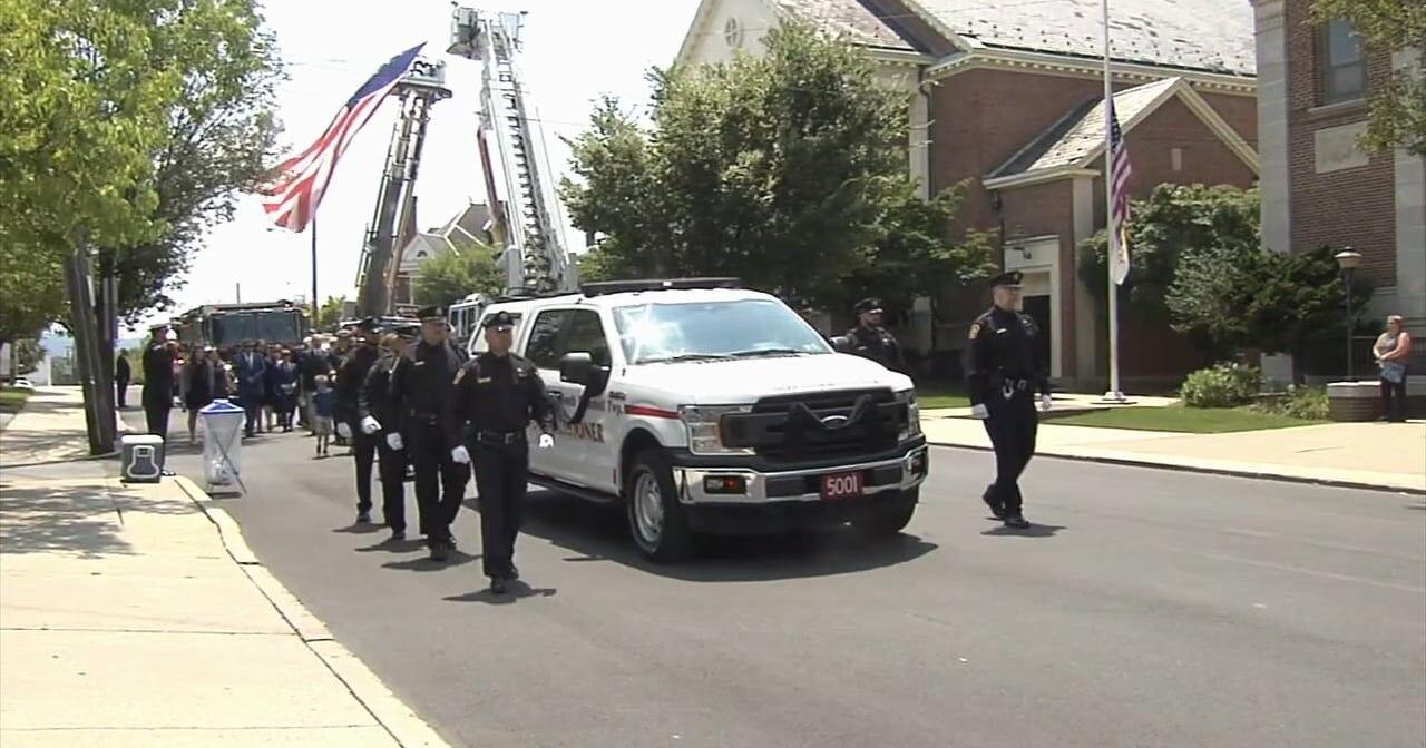'We wanted to give him the proper sendoff that he deserved': First responders line the streets to mourn, remember firefighter Chris Kiskeravage - Vimarsana News