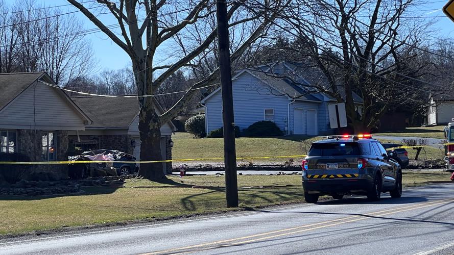 Man, 21, pronounced dead after car crashes into house in Williams ...