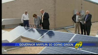Solar Panels To Save School District 40k Each Year Berks Regional News Wfmz Com