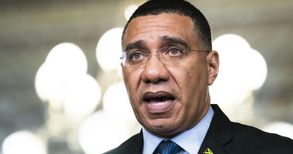 Jamaicans go to the polls as island shaken by corruption, inequity and economic concerns