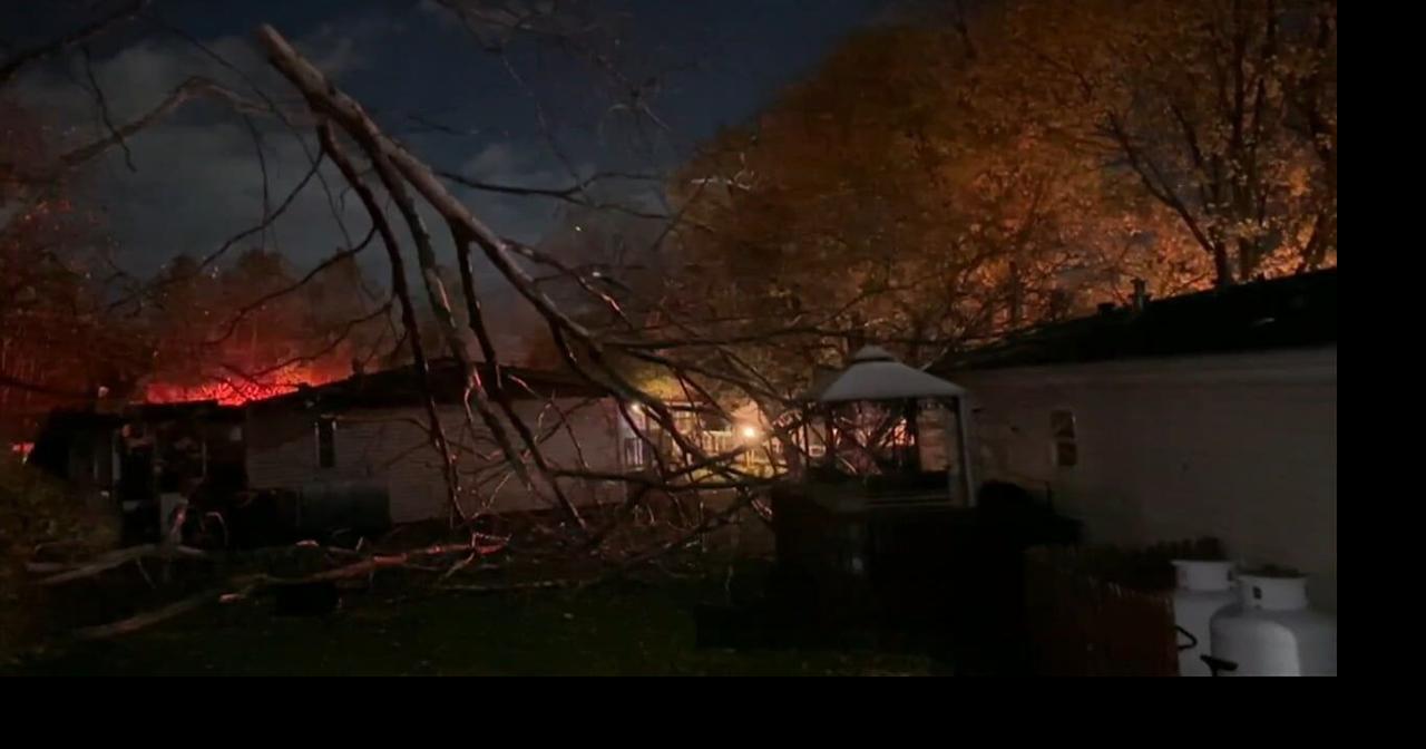 Thousands of power outages reported, as winds topple trees | Monroe ...