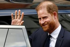 Prince Harry lawyers call for 'substantial damages' from UK tabloids