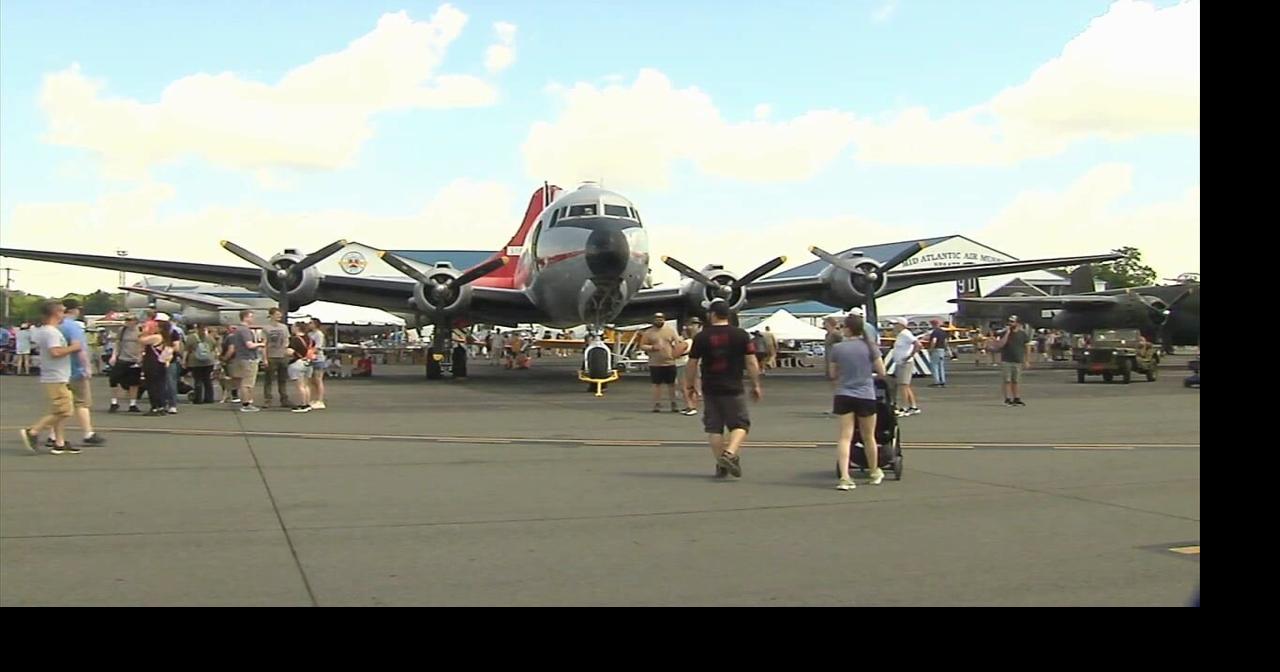World War II weekend draws 22,000 attendees despite challenging weather conditions