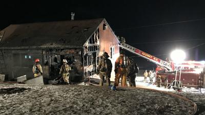 Firefighters battle blaze, below-zero temperatures in Bethel | Berks ...