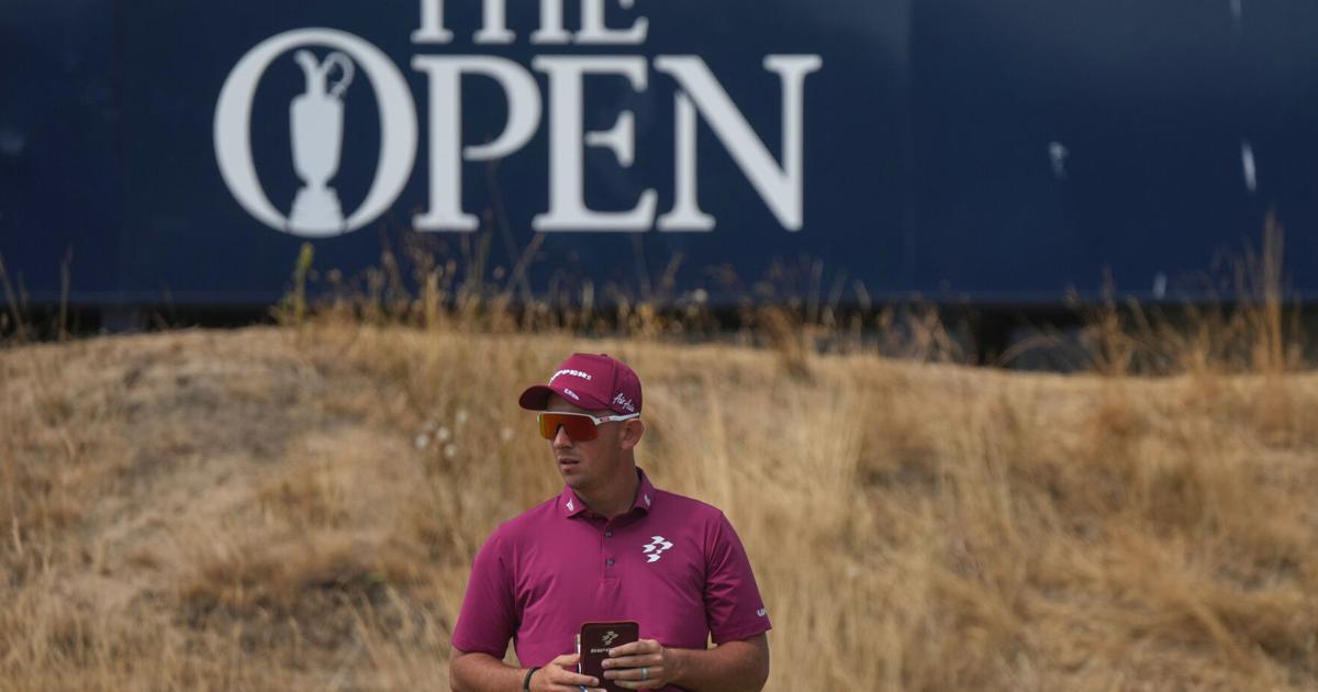 Australian golfer Lucas Herbert matches the major championship record with a 62 at the British Open