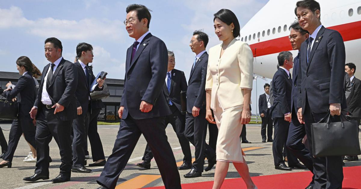 South Korea's president highlight friendly ties in Japan before key summit with Trump