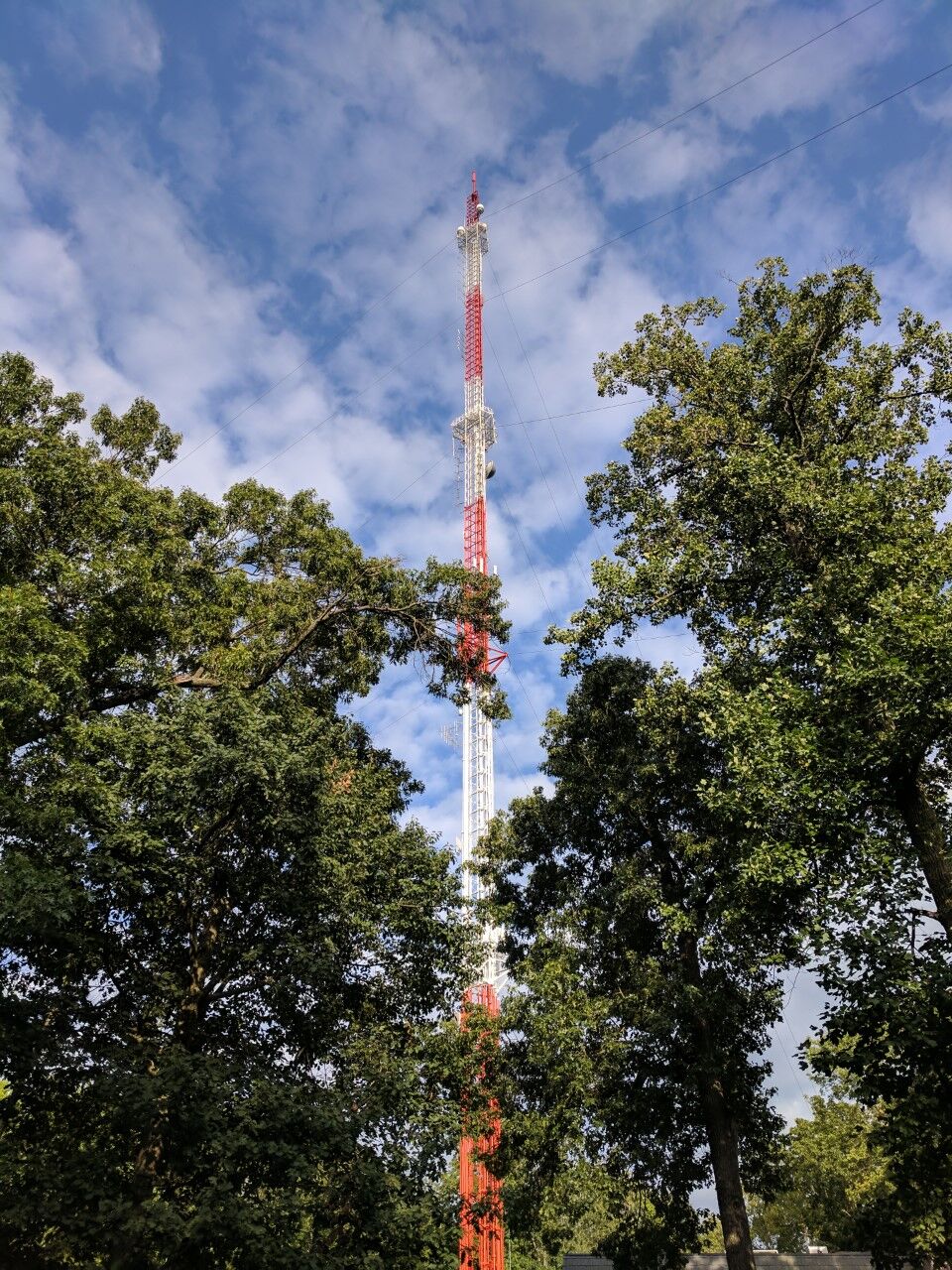 Watch Thursday: Helicopter to help install new TV antenna at WFMZ