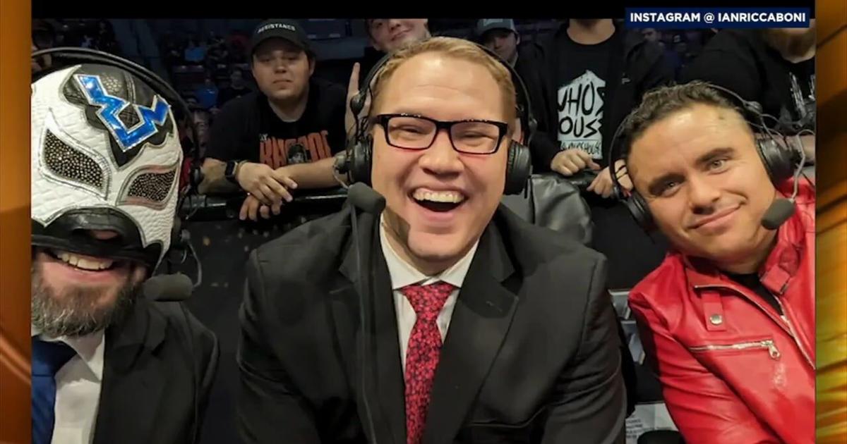 Ecw Commentators All Elite Wrestling commentator visits 69 at Sunrise ahead of Allentown ...