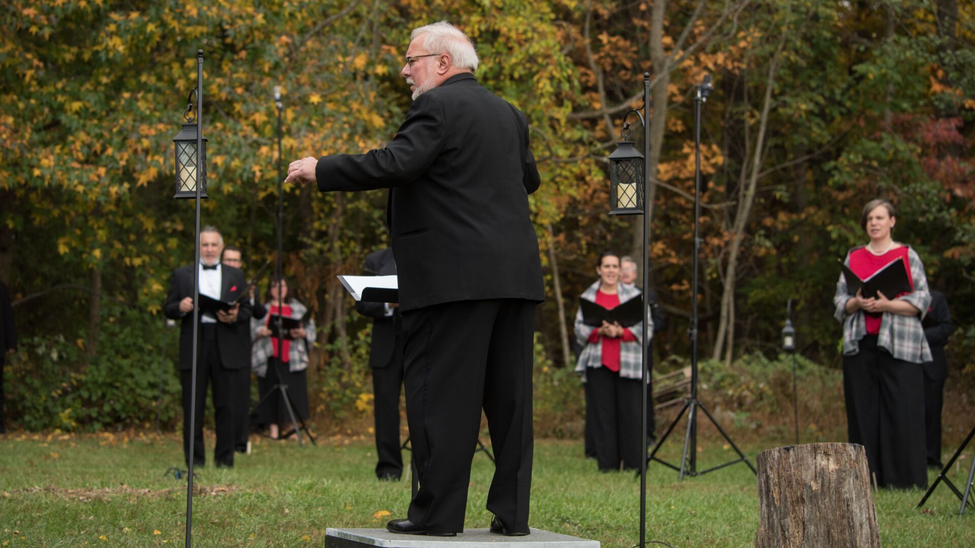 Things to Do: Bach Choir presents virtual Christmas concert - Vimarsana News