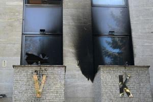 Police probe firebomb attack on Russian centre in Prague