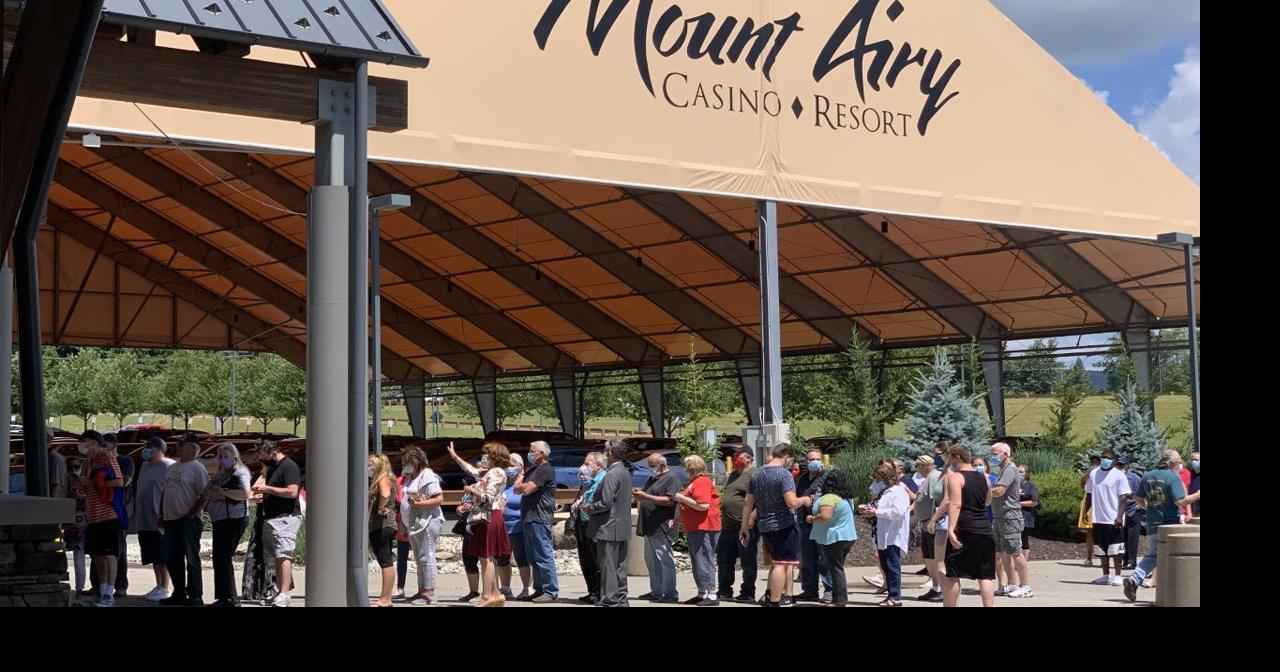 Gamblers cheer long-awaited re-opening of Mount Airy Casino Resort | Poconos and Coal Region | wfmz.com