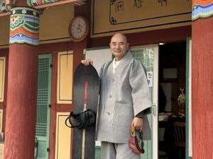 Snowboarding monk in spotlight after S. Korea's Olympic glory
