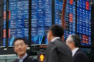 Equities, metals, oil rebound after Asia-wide rout