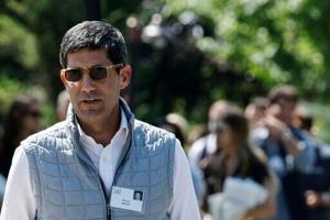 Kevin Warsh, a former Fed 'hawk' now in tune with Trump