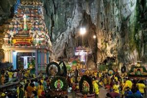 Sea of colour as Malaysia's Hindus mark Thaipusam with piercings and prayer