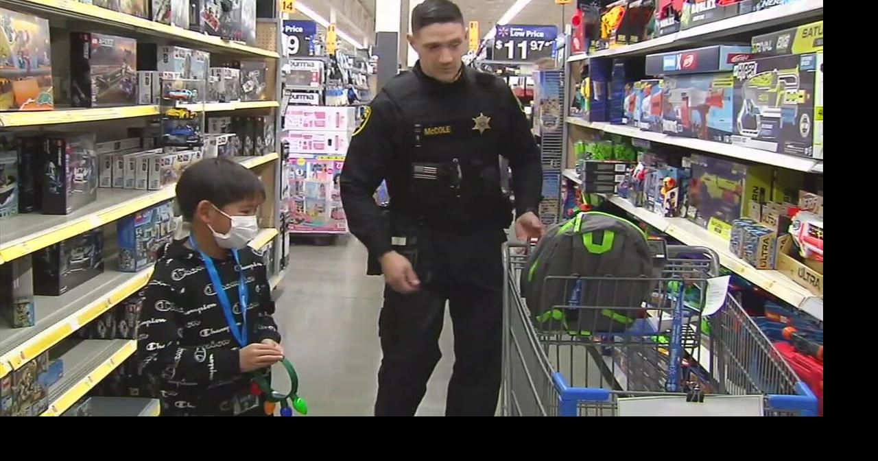Quakertown police help Christmas come early for 250 kids in Quakertown