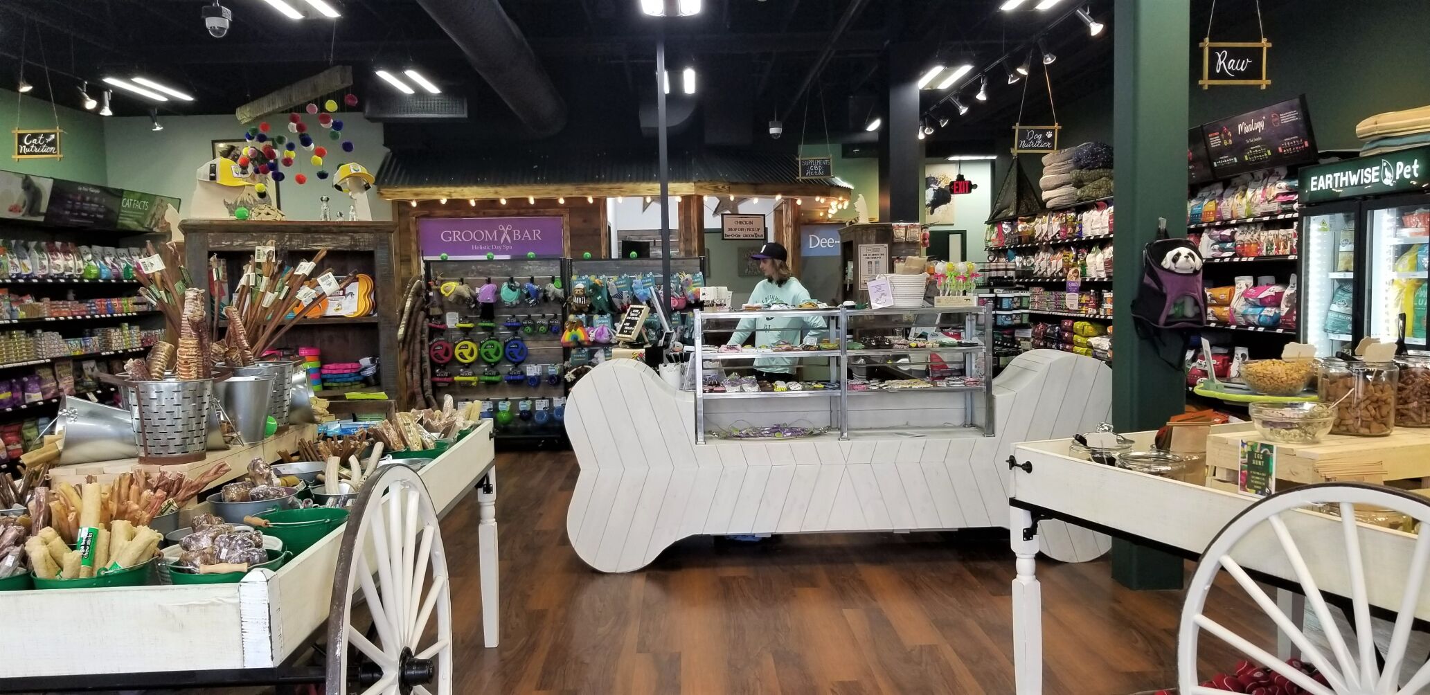 Eat Sip Shop Pamper your pets at new Bethlehem area business