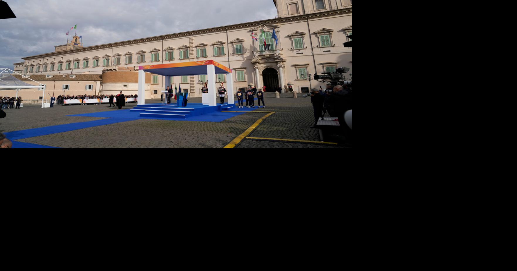 IOC advises sports bodies to let Russians compete in youth events again with flag and anthem