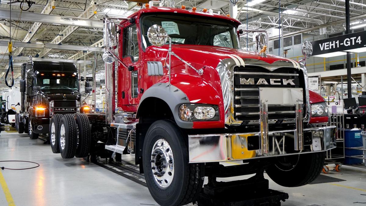 Mack Trucks says UAW leadership's economic demands at master