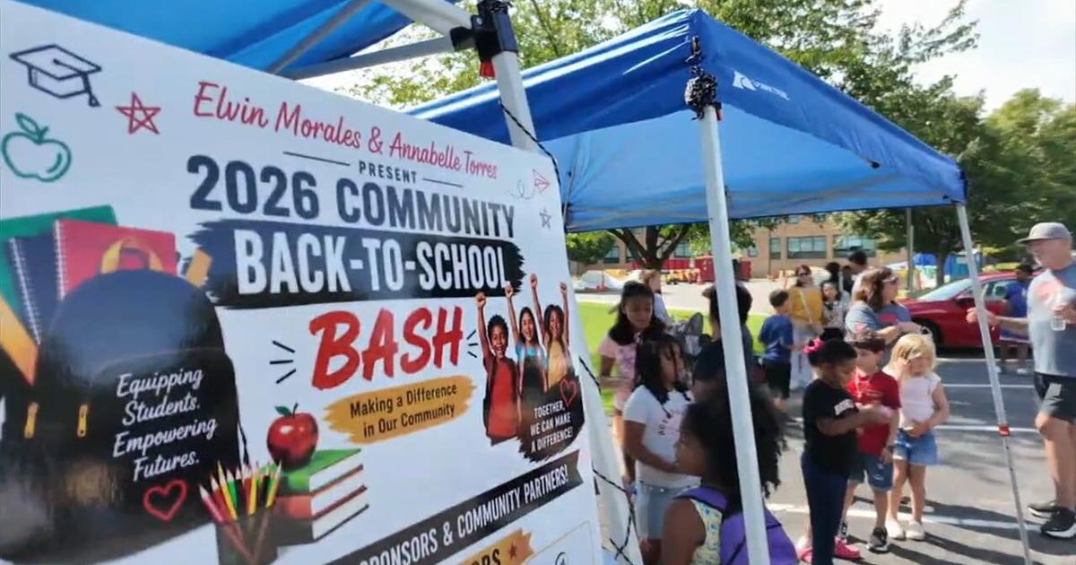 Reading community unites for Back-to-School bash at Glenside Elementary School