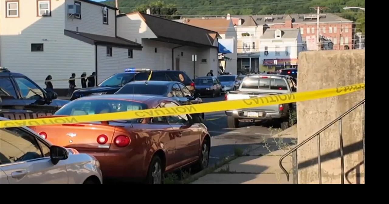 Police look for person who pulled trigger after 2 shot in Reading
